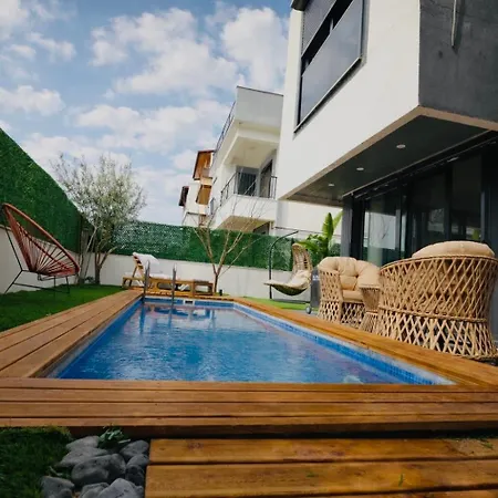 Villa Huzurla